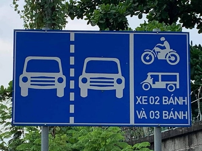 Đi vào làn đường có biển R415 có bị phạt không?